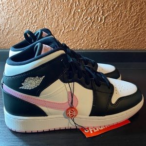 Air Jordan 1 Mid (GS) White/LT Artic Pink-Black